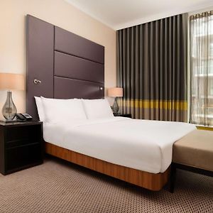 Corner King Suite